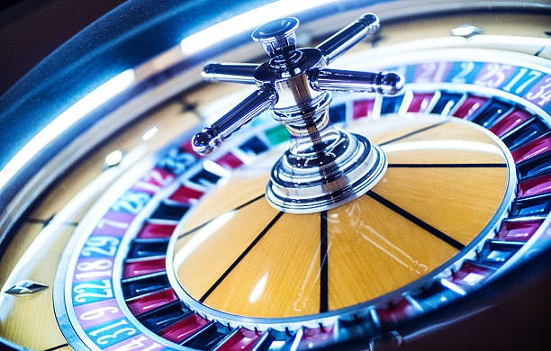 Detailed slot tournament schedule with opening and closing times on bandargaming